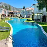 Portville 66 Luxurious In Portville Gocek Willa *